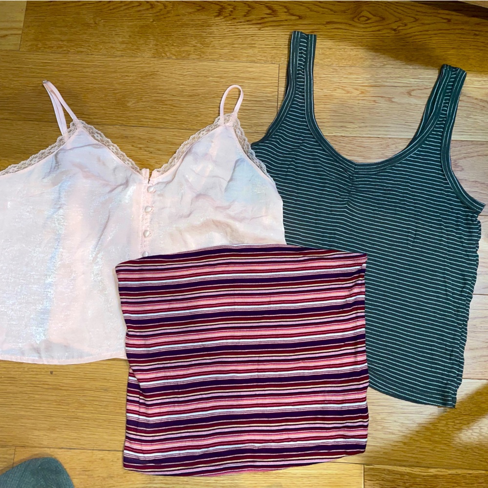 American eagle tank top bundle of 3